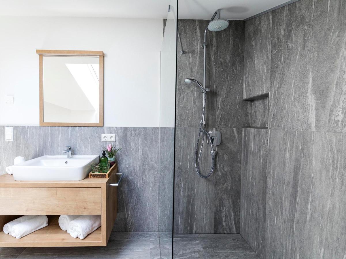 Zum Sonnentor App Larix Apartment Lutago Luaran gambar